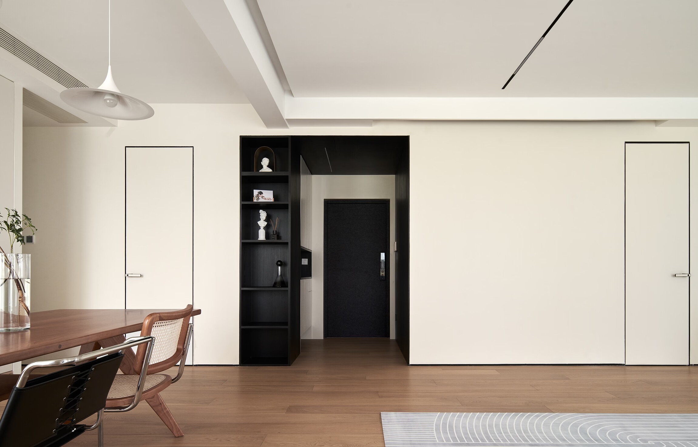 客廳玄關(guān)過道